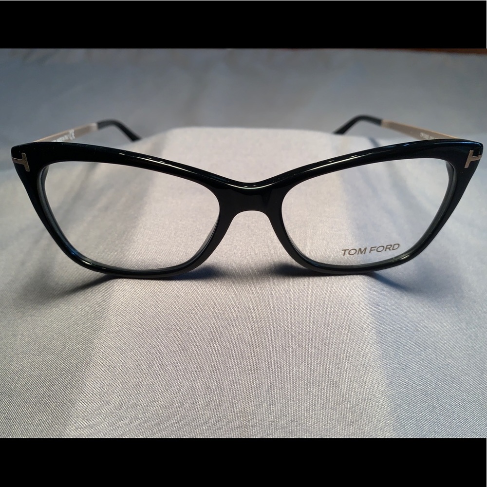 Tom Ford Eyeglasses TF5353 001